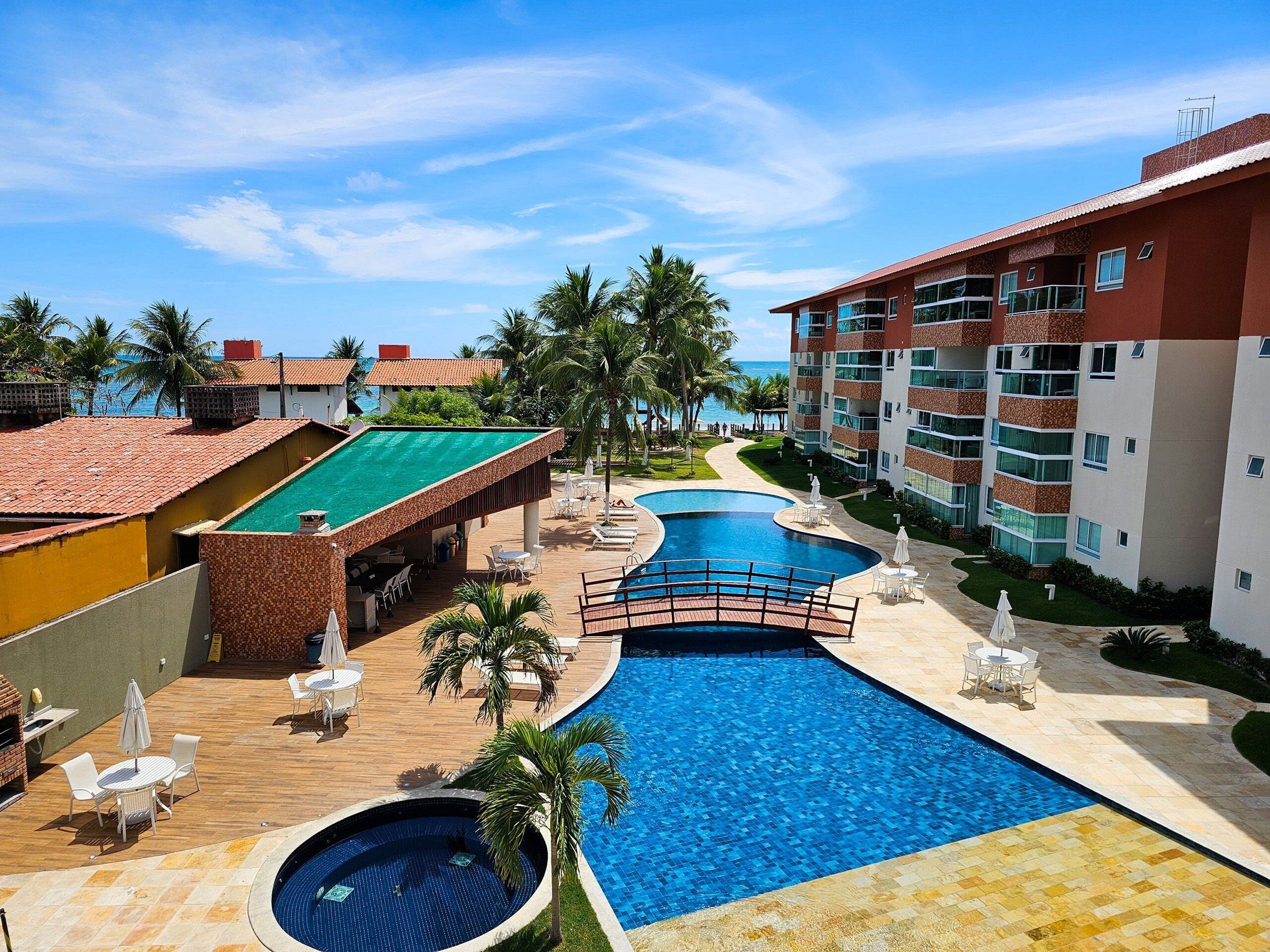 Apartamento clásico | Piscina | Una piscina al aire libre