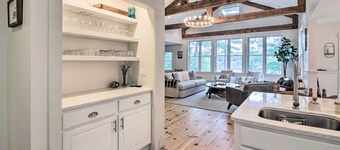 Lakefront Family Retreat: Skiing & Mountain Biking