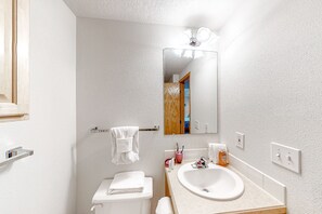 Hair dryer, towels