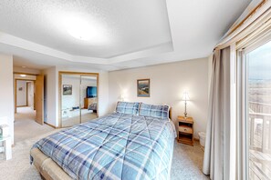 3 bedrooms, internet, bed sheets