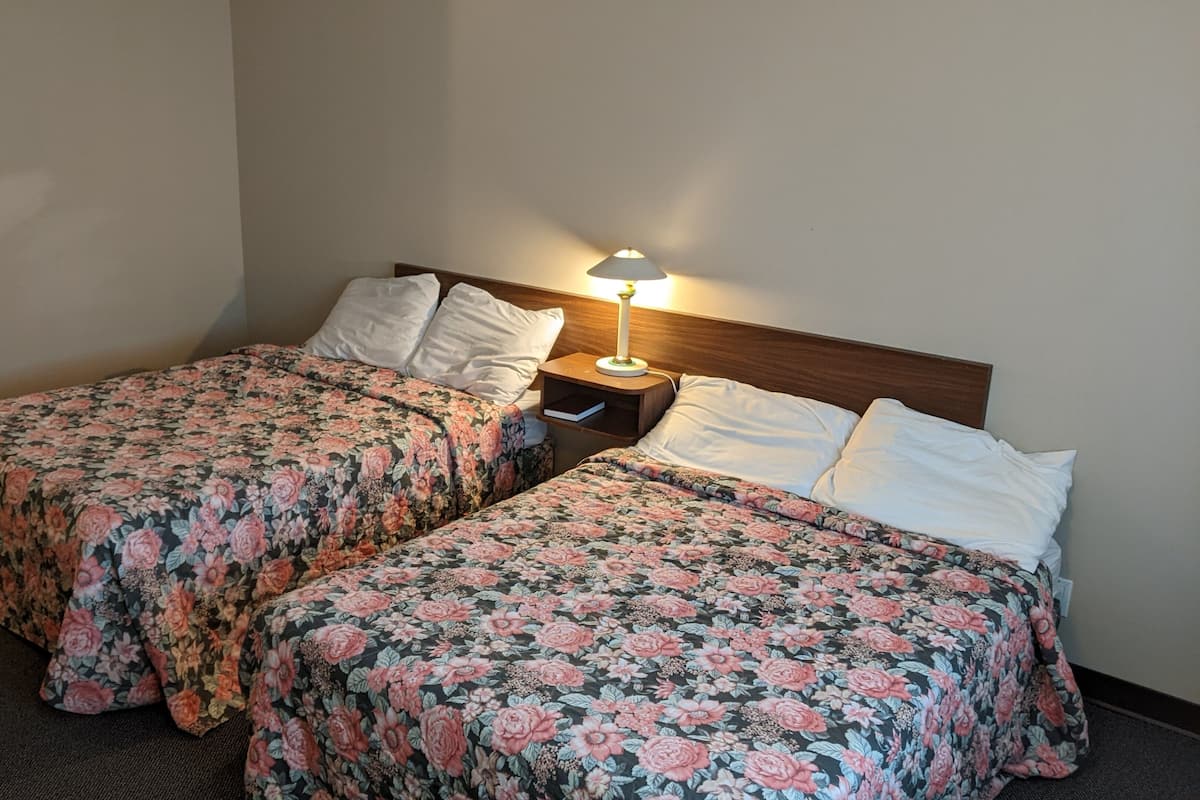 Habitación básica doble | Wifi gratis