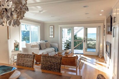 Luxury Waterfront Property 360 water views