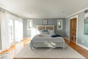 3 makuuhuonetta, silitysrauta/-lauta, Wi-Fi, vuodevaatteet