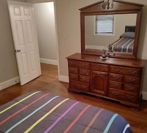 3 habitaciones, wifi gratis y ropa de cama 
