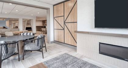 Staybridge Suites Federal Way - Seattle South by IHG