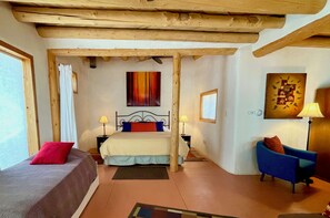 3 bedrooms, free WiFi, bed sheets