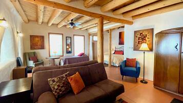 TV, fireplace, DVD player, books