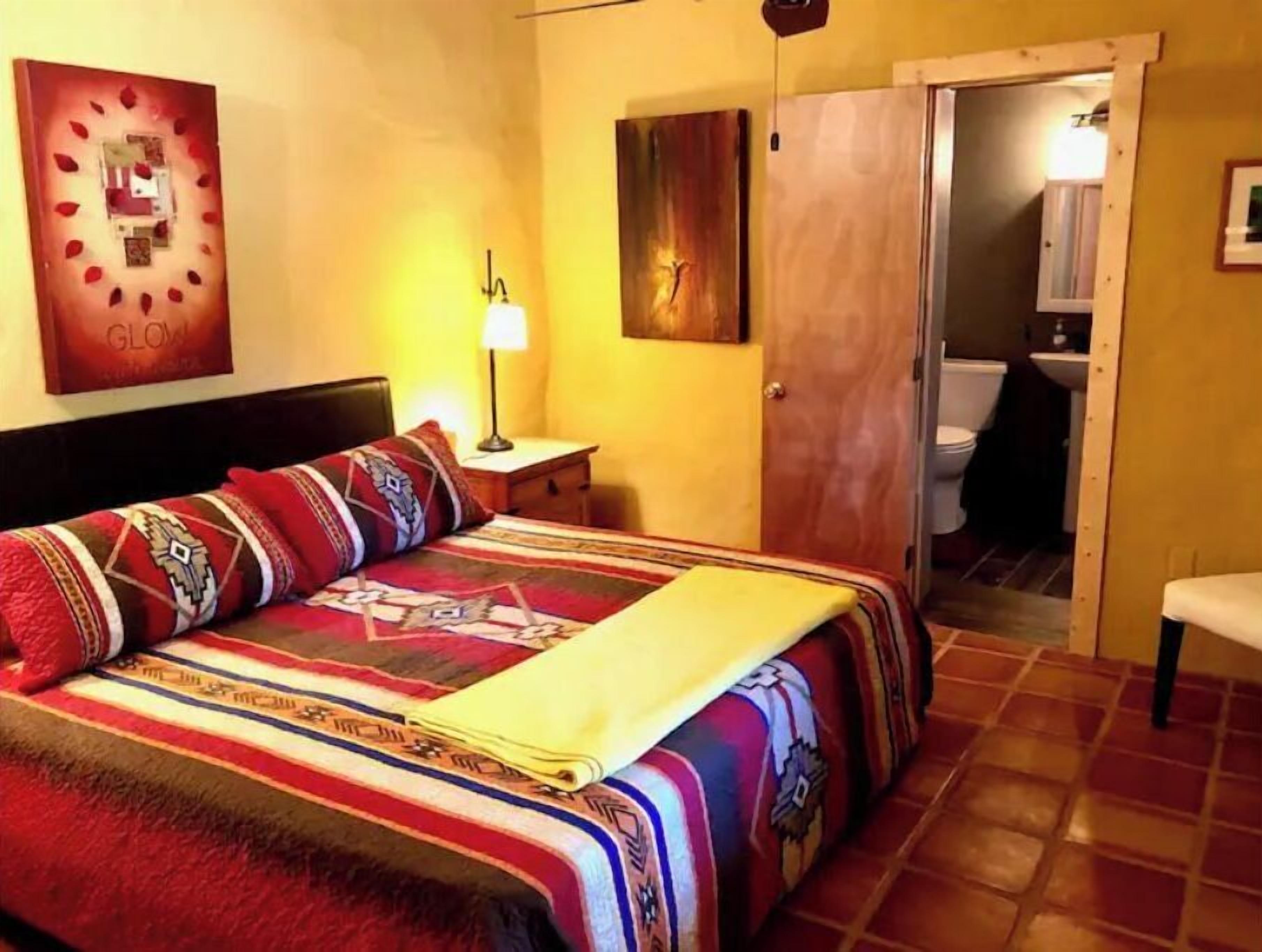 4 bedrooms, free WiFi, bed sheets
