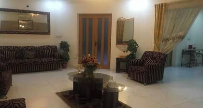 Cantt Room 03366386547