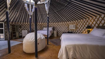 Family Stargazing Yurt No.8 | Bed sheets