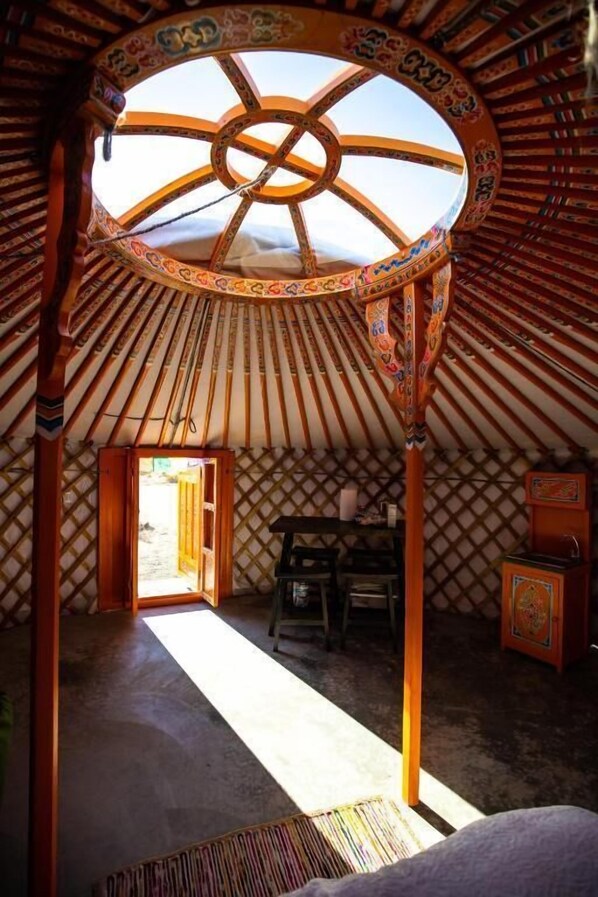 Stargazing Yurt No.5