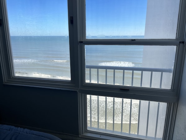 Interior - Beautiful Ocean Front Condo (😳Spectacular, oceanfront views) (Daytona Beach Shores)