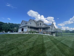 Exterior - Lodge, fishing, trails, celebrations,anniversaries, corporate parties, birthdays (Oneida)