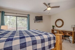 2 室のベッドルーム、アイロン / アイロン台、WiFi、ベッドシーツ