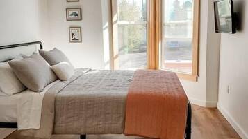 1 bedroom, WiFi, bed sheets