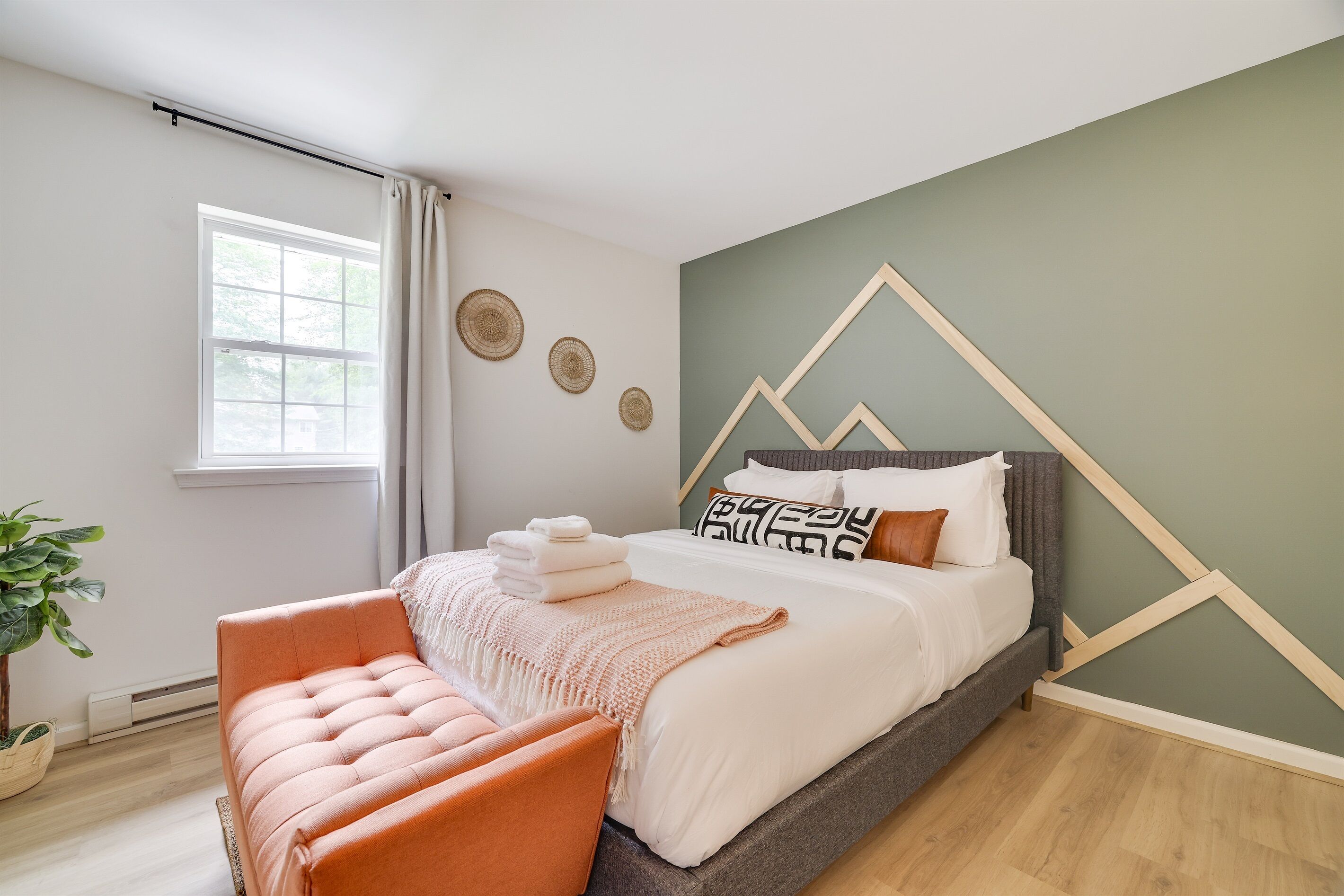 4 habitaciones, tabla de planchar con plancha y wifi gratis 