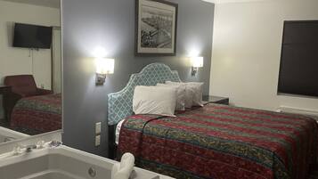 Escritorio, wifi gratis y ropa de cama