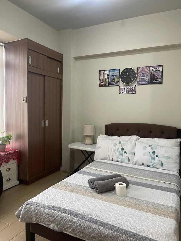 Estudio Deluxe | Cocina privada | Refrigerador, microondas, horno y lavavajillas 