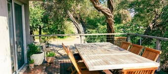 The Terracotta Palace - Stylish 3 Bedrooms in Rye