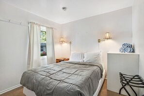 Internet, bed sheets