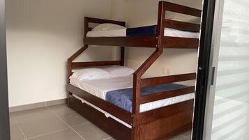 3 bedrooms, WiFi