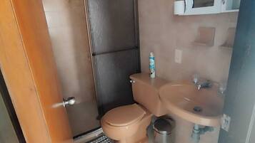 Shower, towels, soap, shampoo