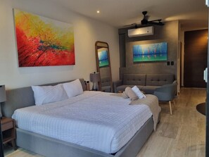 1 chambre, bureau, fer et planche à repasser, Wi-Fi gratuit