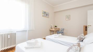 2 Schlafzimmer, Bügeleisen/Bügelbrett, kostenloses WLAN, Bettwäsche