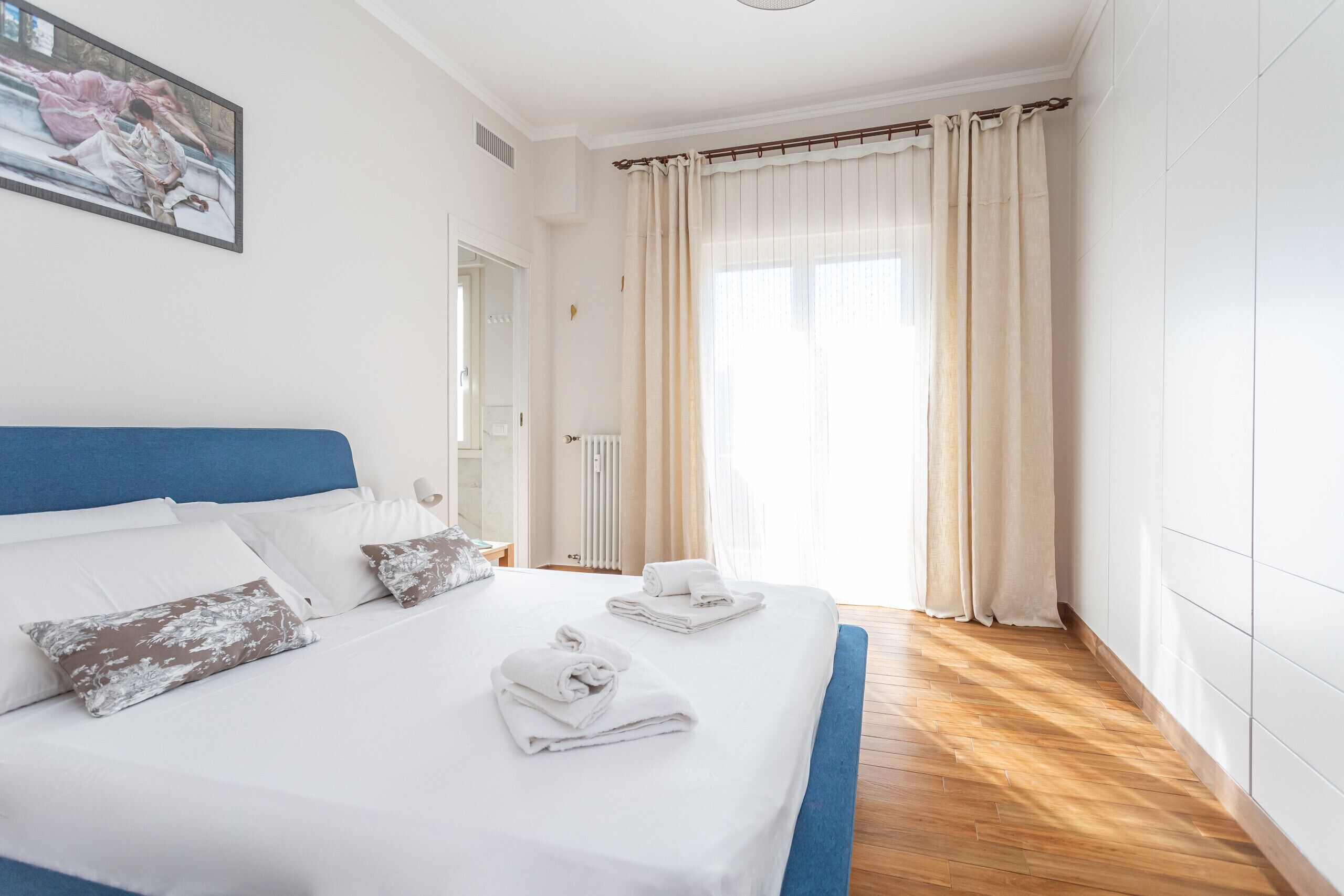 2 camere, ferro/asse da stiro, Wi-Fi gratuito, lenzuola