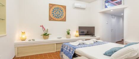 Bügeleisen/Bügelbrett, kostenloses WLAN, Bettwäsche