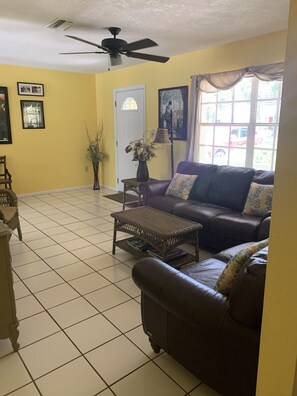 Smart TV, DVD player, books