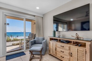 Smart TV - GROUND FLOOR CONDO ON THE GULF BEACH (Destin)