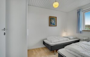 2 soverom, strykejern/-brett og wi-fi (inkludert)