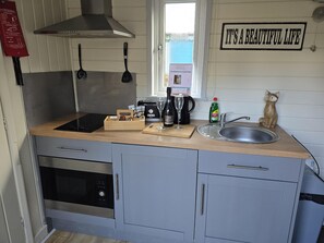 Fridge, microwave, stovetop, toaster