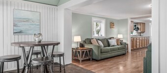 Weekday Specials!!  A Peaceful Getaway- Dog Friendly