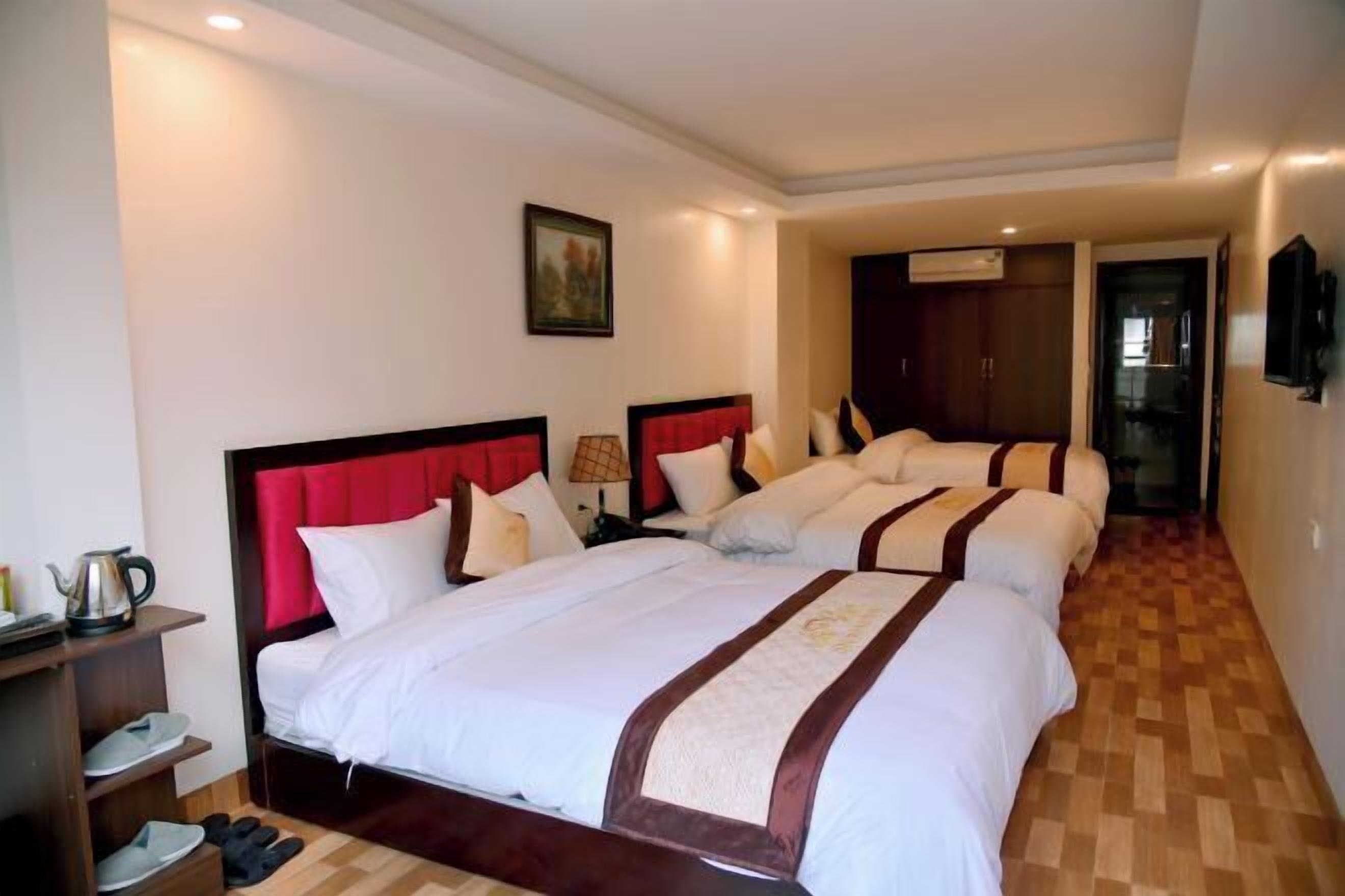 Desk, iron/ironing board, free WiFi