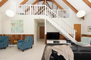 Hus | Oppholdsrom | TV