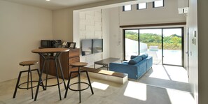 Deluxe Villa | Soundproofing, cribs/infant beds, free WiFi, bed sheets - ADANRESORT LANA Villa Suite (Motobu)