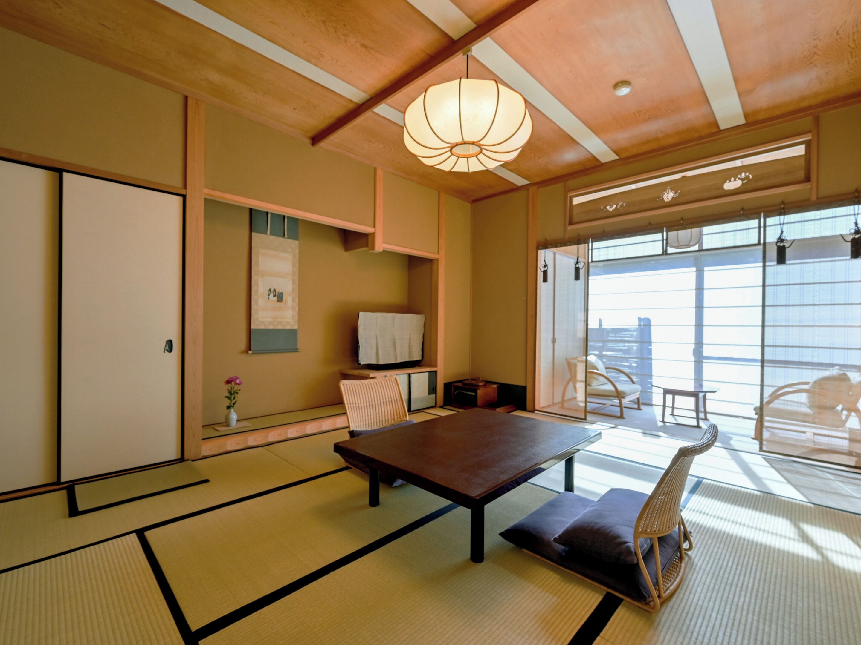 [Type D] Japanese Style Room, Private indoor bath, (32+sqm), Smoking | In-room safe, individually decorated, individually furnished, desk