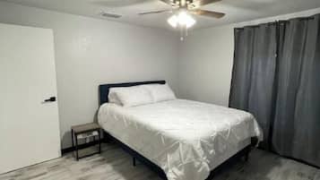 3 habitaciones, tabla de planchar con plancha y wifi gratis