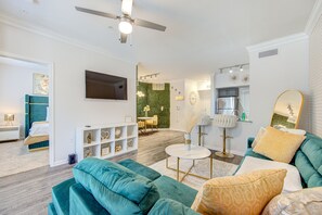 Room - Modern Luxury apt, med center, mins from downtown (Houston)