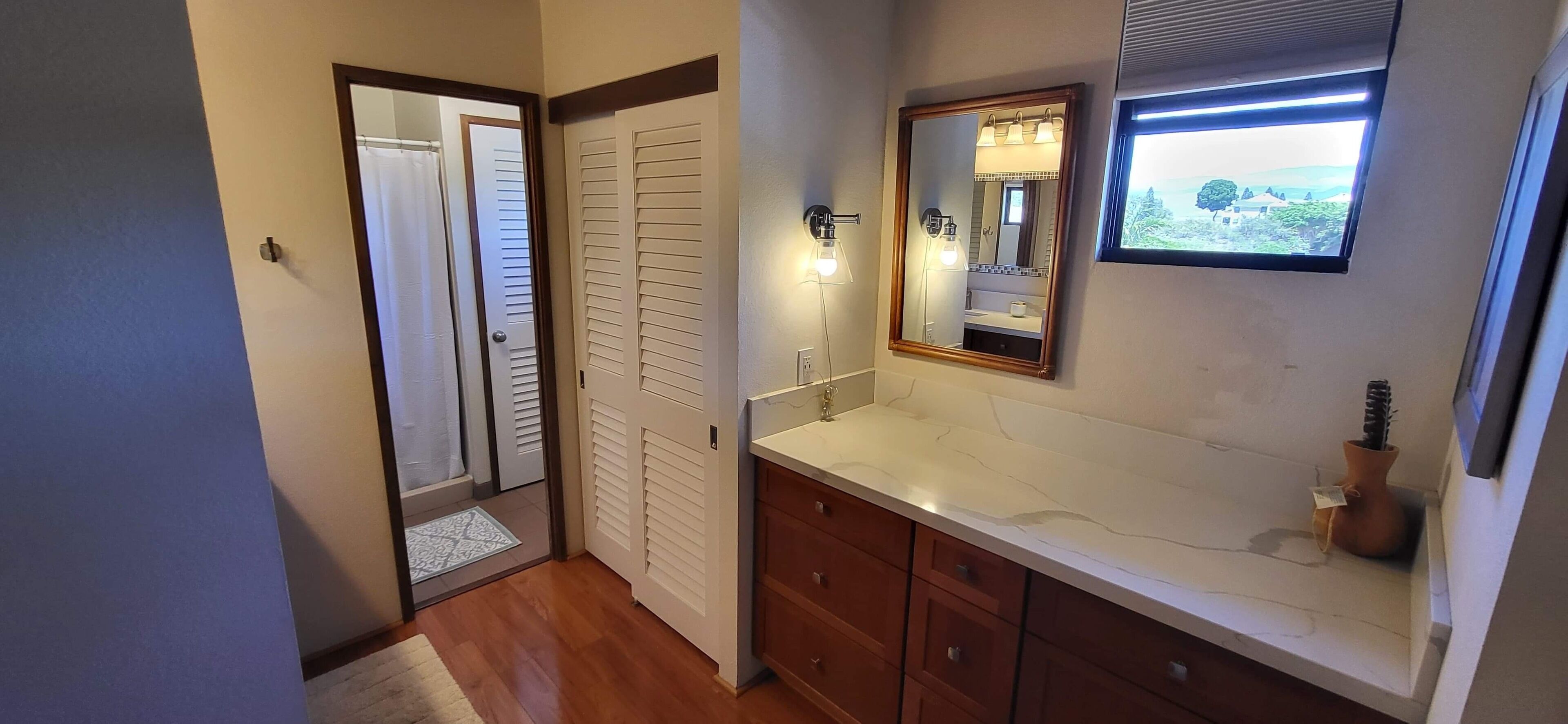 Combined shower/tub, hair dryer, towels, toilet paper