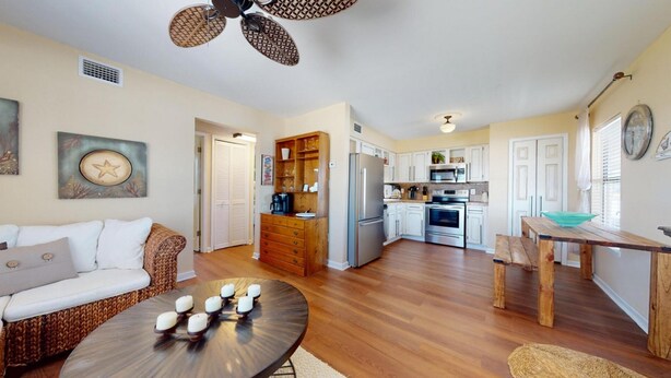 Unclassified image, 1 of 16, button - Moonraker 34 by Gold Star Vacation Rentals (Gulf Shores)
