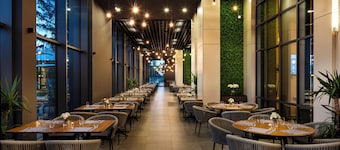 Kings Valley Medical & Spa Hotel