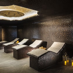 Sauna, Whirlpool, Dampfbad, Thermalbad/Mineralquelle