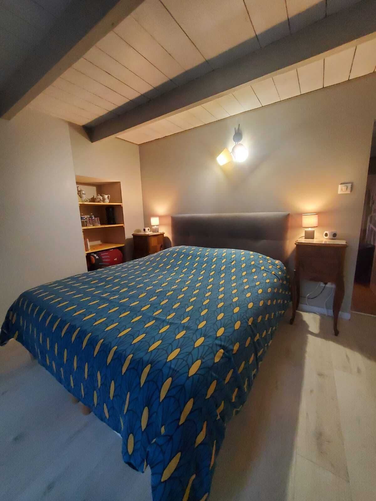 2 chambres, lit parapluie, Wi-Fi gratuit, draps fournis