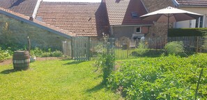 Property grounds - Chez Émile Logement Entier, 2 Chambres, Jardin Privé (Hûmes)