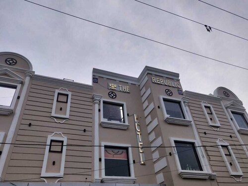 The Republic Hotel