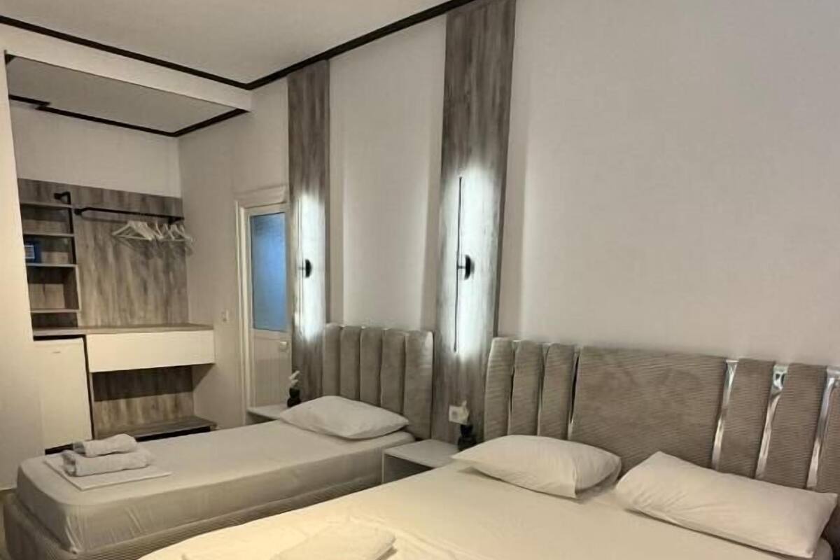 Dreibettzimmer, Balkon