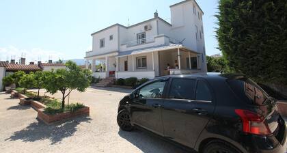 Villa Shehu